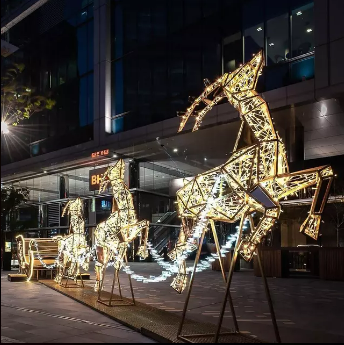 رؤية أضواء شجرة ديكور عيد الميلاد