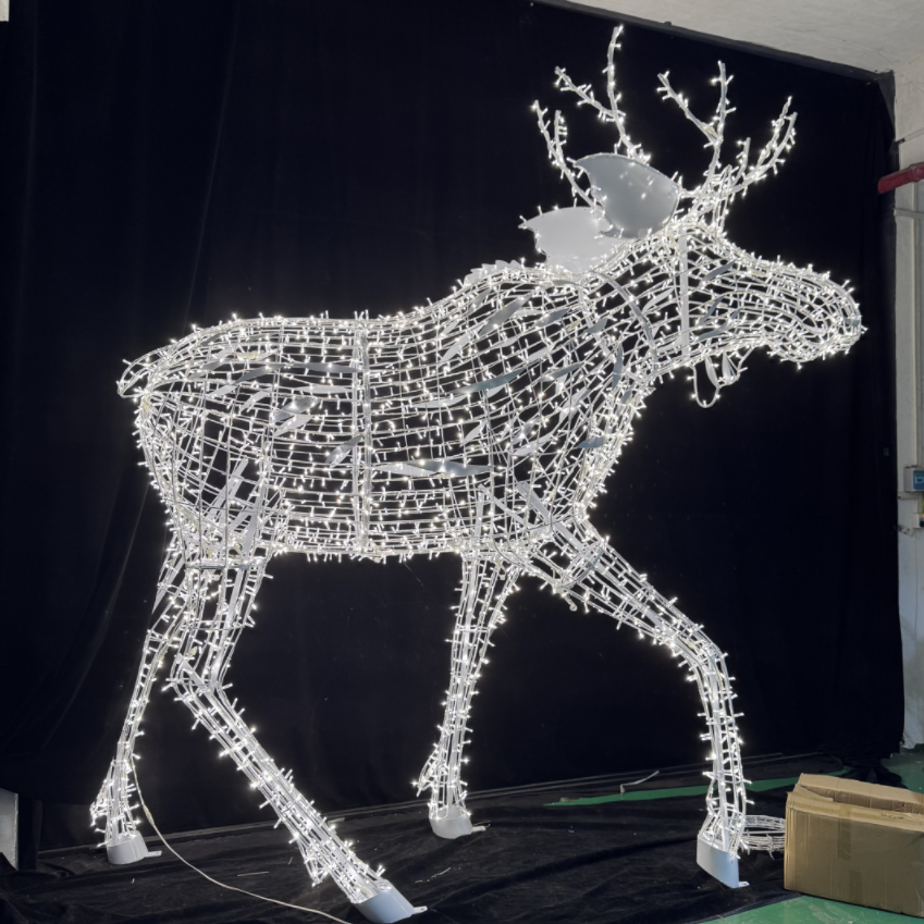 مركز التسوق العطلات عيد الميلاد الزخرفة في الهواء الطلق أدى