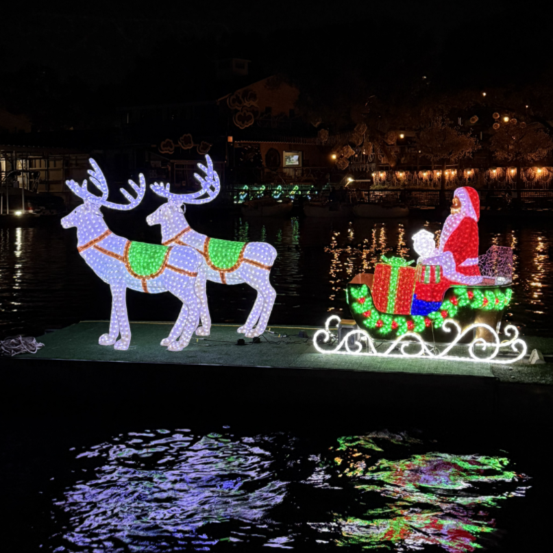 في الهواء الطلق شارع شارع الحافز الأكريليك الرنة سانتا كلوز مع ضوء زخار