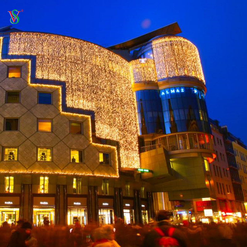 سلسلة إضاءة ستارة LED لتزيين فناء المطعم