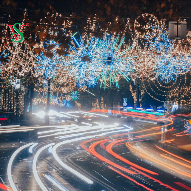 RGB بالألوان الكاملة بقيادة أضواء الألعاب النارية شجرة للزينة في الهواء الطلق عطلة عيد الميلاد