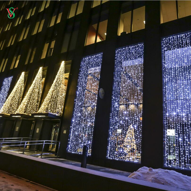 سلسلة إضاءة ستارة LED لتزيين فناء المطعم