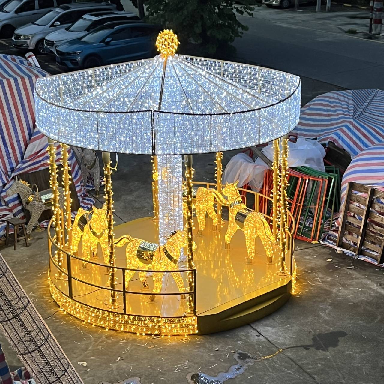 منحوتات حصان حيوانية ثلاثية الأبعاد مع ضوء خيطي لحديقة حديقة حديقة حديقة حديقة حديقة حديقة الحيوان في الهواء الطلق