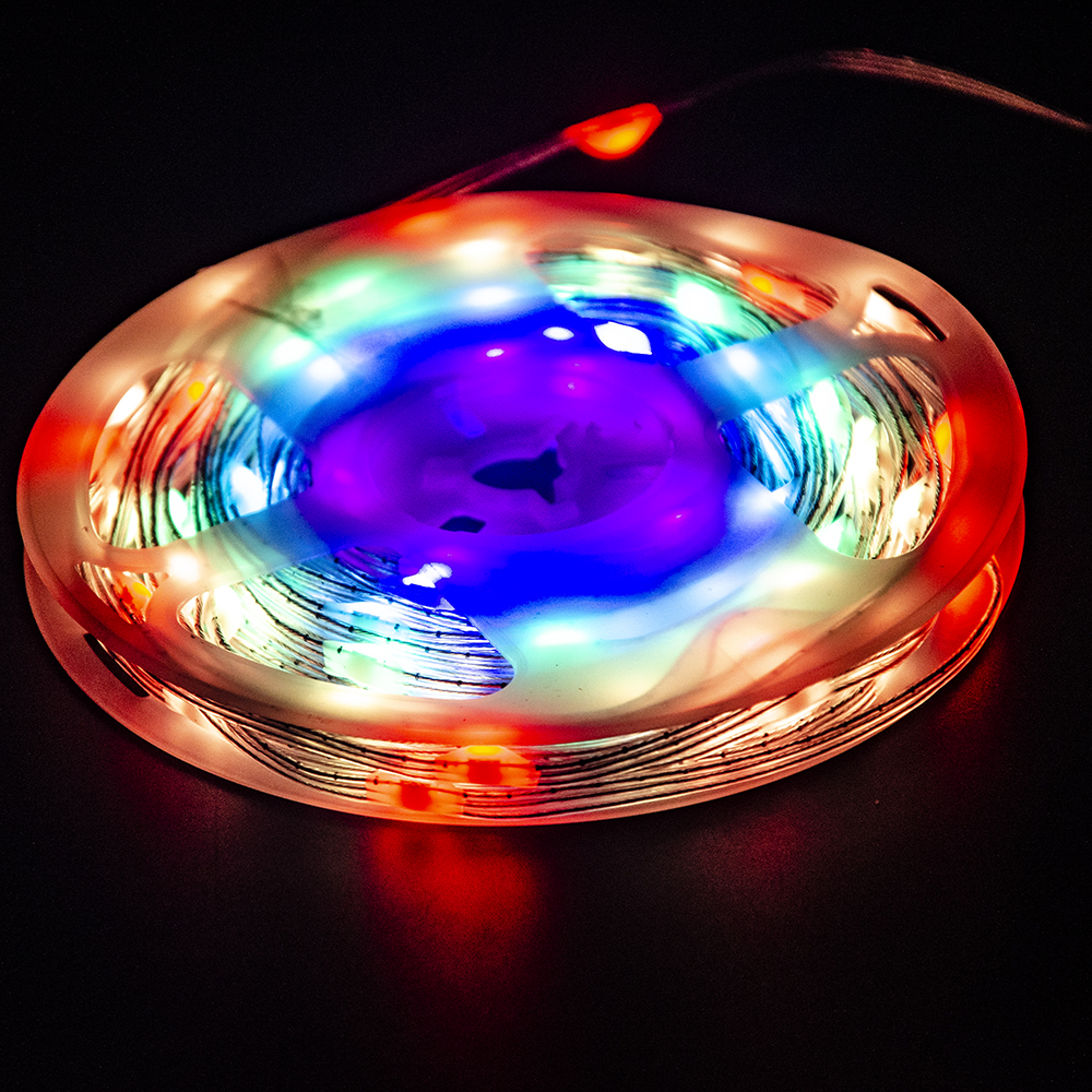 لوحة التحكم عن بعد والتحكم في التطبيق، قابس USB، زينة شجرة عيد الميلاد، شريط RGB الذكي، أضواء سلسلة RGB